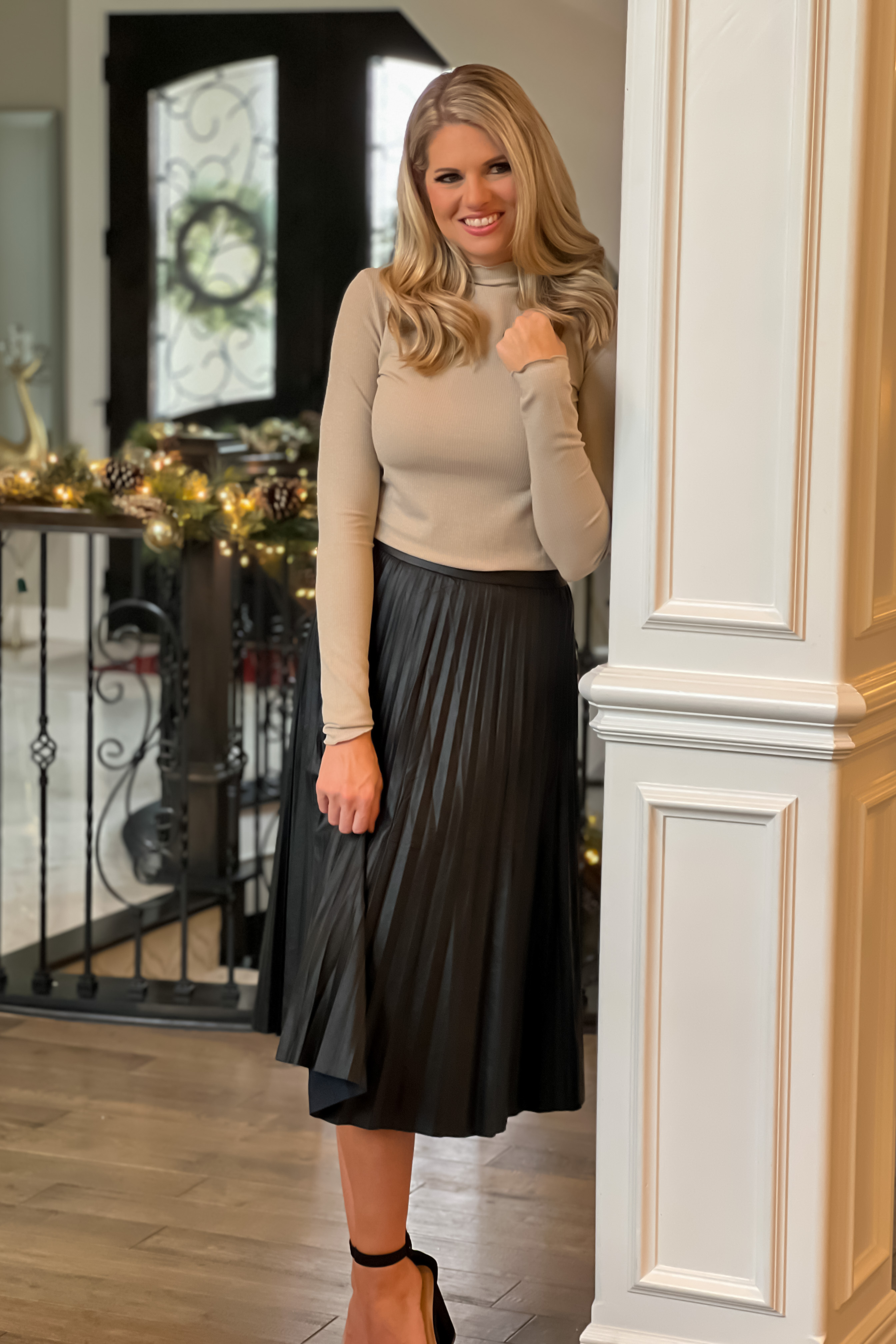 TGIF 🎉 TeaElla Boutique